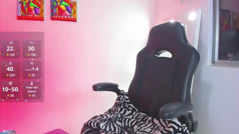 Snapshot of _megganjobs chatting on 01.17.25 Juli online show from 01.17.25