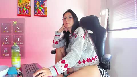 Snapshot of _megganjobs chatting on 01.20.25 Juli online show from 01.20.25