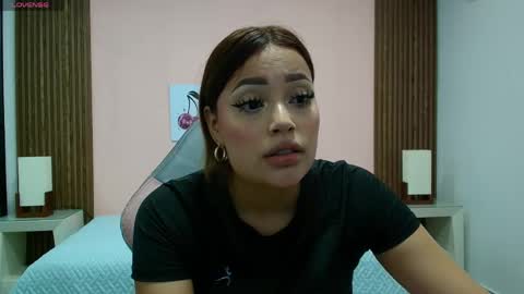 Snapshot of _meliblue chatting on 05.02.26 Meli online show from 05.02.26