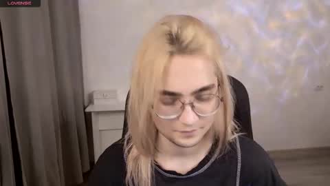 _meow_neko_ online show from 03.23.26