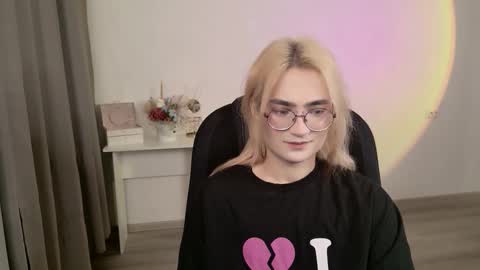 _meow_neko_ online show from 03.27.26