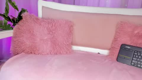 mia online show from 01.17.26