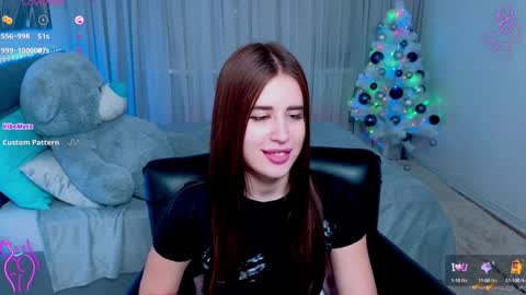 Snapshot of _mila__aa chatting on 01.15.25 Milana online show from 01.15.25