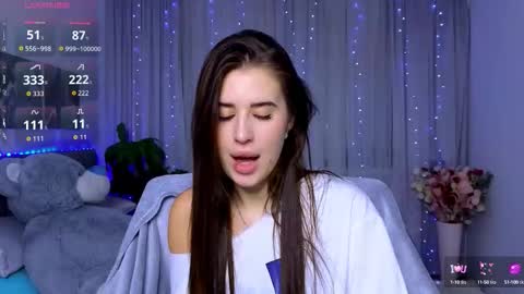 Snapshot of _mila__aa chatting on 10.03.25 Milana online show from 10.03.25