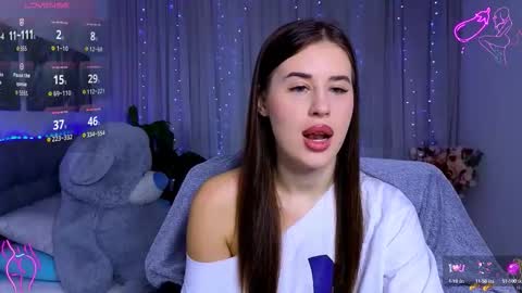 Snapshot of _mila__aa chatting on 10.07.25 Milana online show from 10.07.25