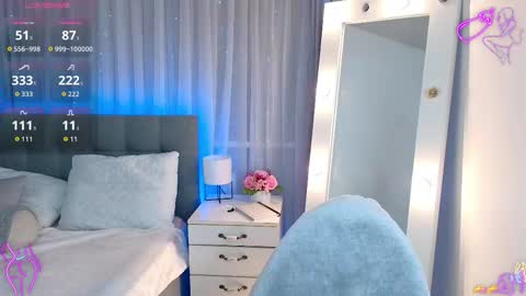 Snapshot of _mila__aa chatting on 11.23.25 Milana online show from 11.23.25