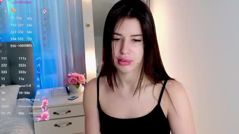 Snapshot of _mila__aa chatting on 04.12.26 Milana online show from 04.12.26