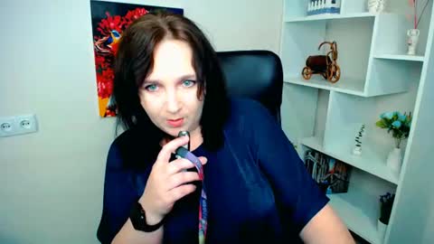Snapshot of _miranda_sun chatting on 06.18.26 Miranda online show from 06.18.26