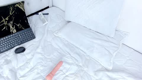 Mishelle online show from 12.11.24