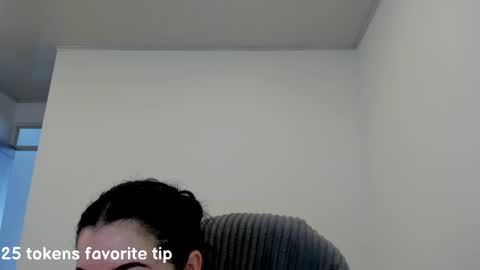 Snapshot of _miss_coco_ chatting on 02.18.25 _miss_coco_ online show from 02.18.25