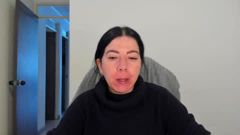 Snapshot of _miss_coco_ chatting on 09.29.25 _miss_coco_ online show from 09.29.25