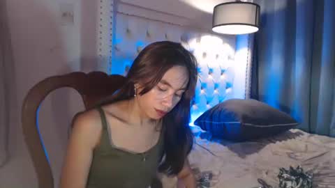 Snapshot of _miss_melody chatting on 05.13.26 _miss_melody online show from 05.13.26