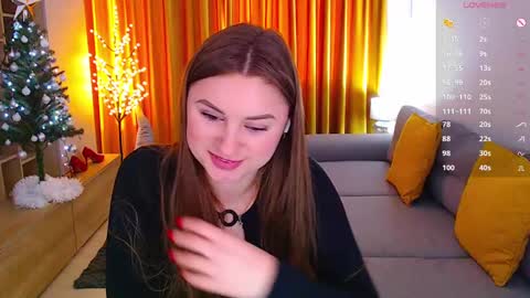 Snapshot of _miss_mia chatting on 12.23.24 Mia online show from 12.23.24