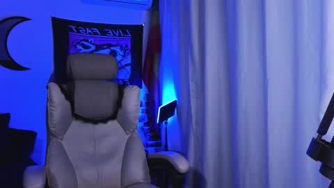 Miss Eva. if anyone in NYK to fuck here is sissy sn -  online show from 12.21.24