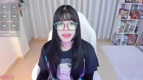 Hanna  Idependent Model   online show from 04.14.26