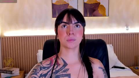 Snapshot of _missy_miller chatting on 11.11.25 _missy_miller online show from 11.11.25