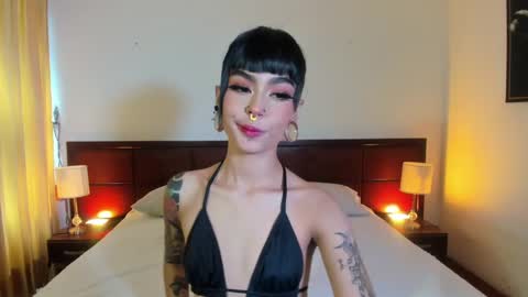 Snapshot of _mizuki chatting on 01.28.25 mizuki online show from 01.28.25