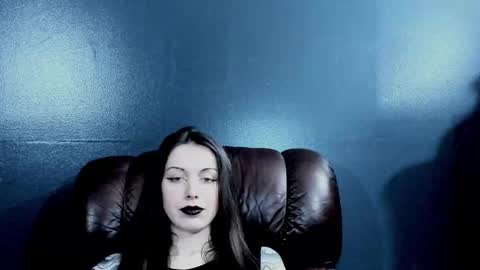 Snapshot of _naamah chatting on 10.20.25 _naamah online show from 10.20.25