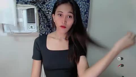 jenny claire online show from 10.08.25