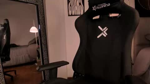 Snapshot of _natashawolf chatting on 10.02.25 Nati - Independ model online show from 10.02.25