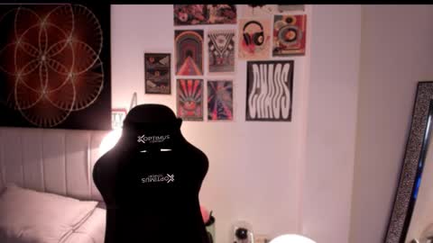 Nati - Independ model online show from 12.23.25