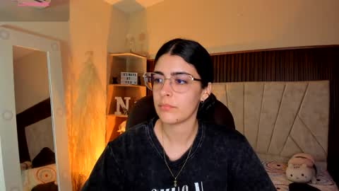 Niah  You can call me Ni or cutie haha online show from 01.13.26