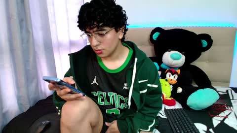 Nicolas online show from 12.15.24