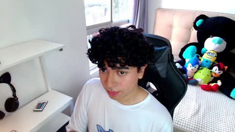 Nicolas online show from 12.19.24