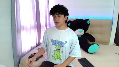 Nicolas online show from 01.02.25