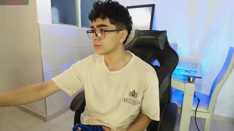 Nicolas online show from 11.11.25