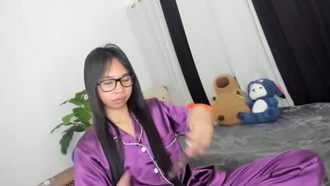 Snapshot of _nicole69_ chatting on 11.10.25 Nicole online show from 11.10.25