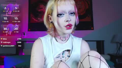 Nicole online show from 12.16.25