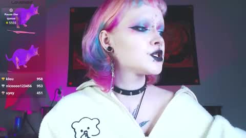 Nicole online show from 12.20.25