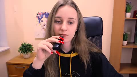 Nica online show from 01.15.25