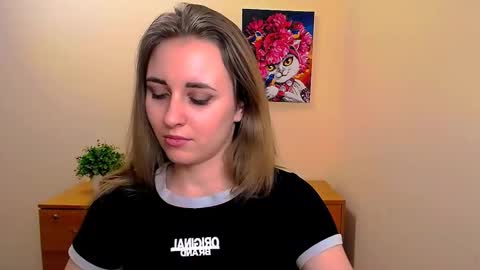 Nica online show from 03.10.25