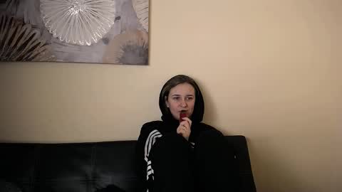 Nica online show from 02.05.26