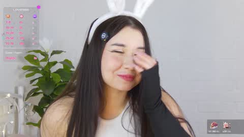 Vivian online show from 12.28.24