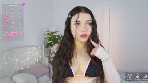 Vivian online show from 12.29.24