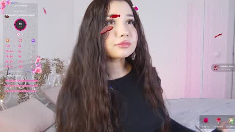 Vivian online show from 01.16.25