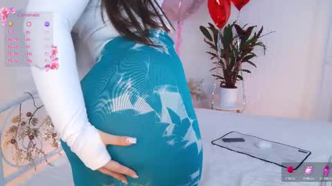 Vivian online show from 02.19.25