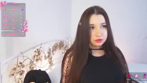 Vivian online show from 02.25.25