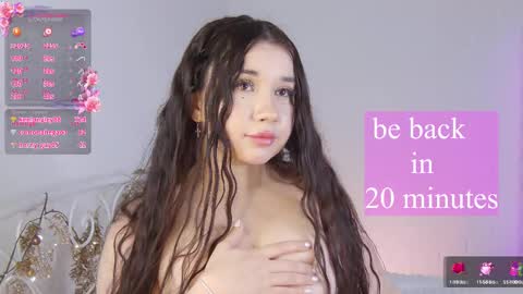 Vivian online show from 02.25.25