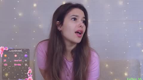 Vivian online show from 11.06.25