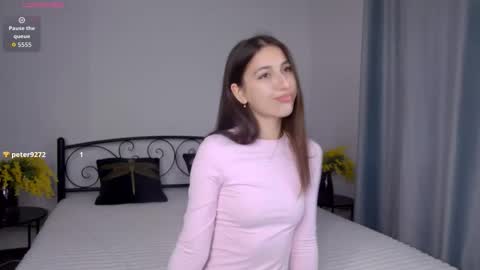 Vivian online show from 11.22.25