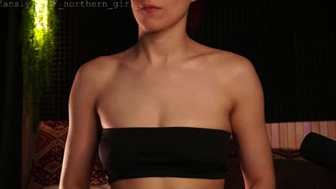 Snapshot of _northern_girl_ chatting on 11.14.25 Lady Jess from house of Dragonborns online show from 11.14.25