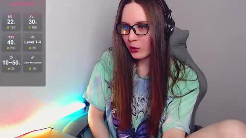 Snapshot of _nymphomaniac__ chatting on 11.25.25 Tracy online show from 11.25.25