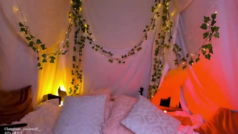 Olivia Wolf  online show from 01.06.25