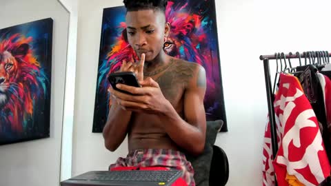 Snapshot of _pantera_09 chatting on 12.22.24 Kevin online show from 12.22.24