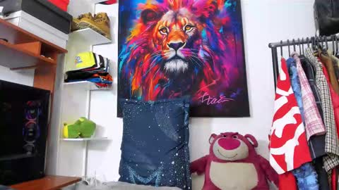 Snapshot of _pantera_09 chatting on 10.05.25 Kevin online show from 10.05.25