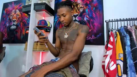 Snapshot of _pantera_09 chatting on 10.19.25 Kevin online show from 10.19.25